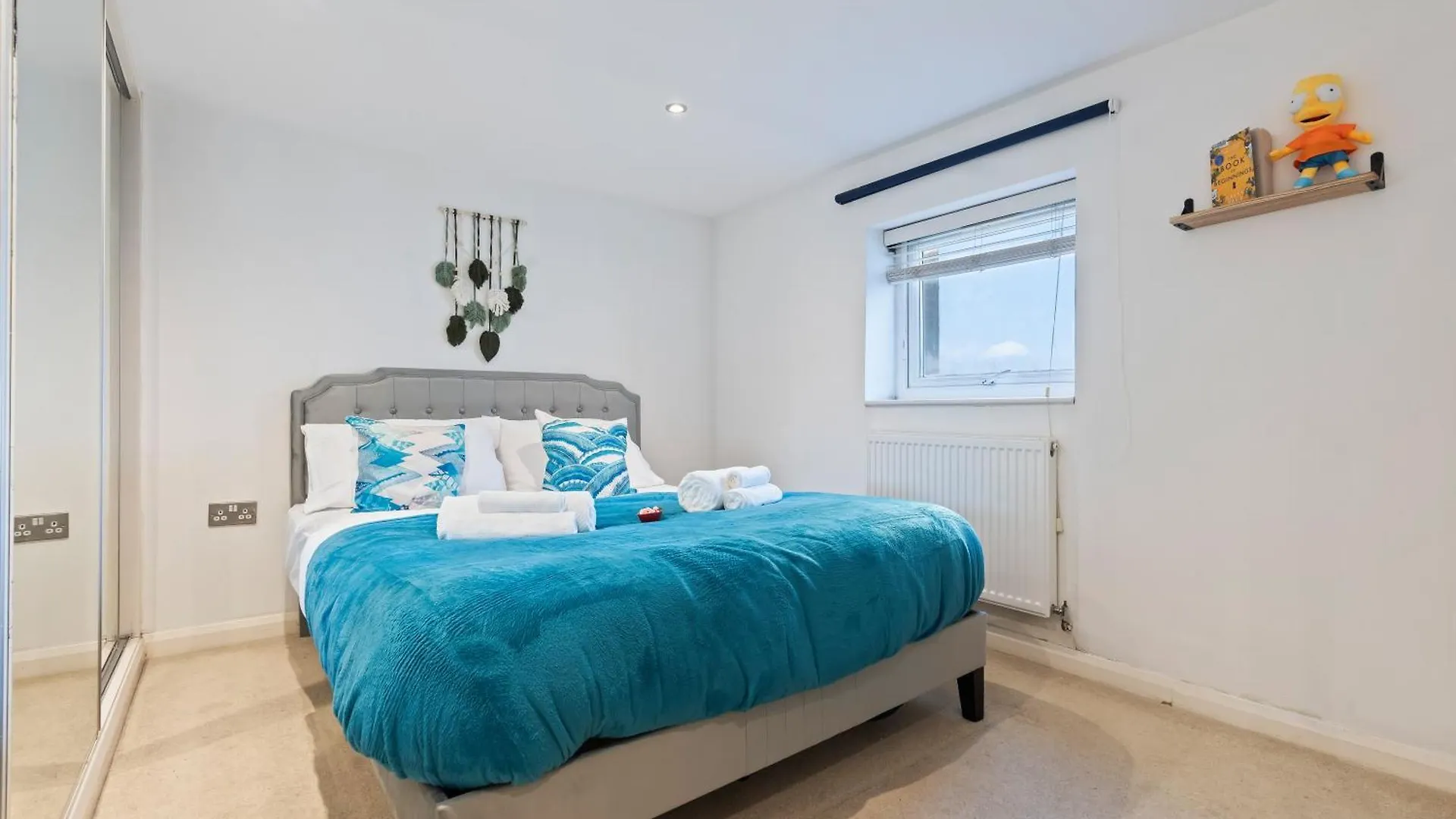 Cosy 1 Bed W Loft Sleeps 5 Close To Stations London