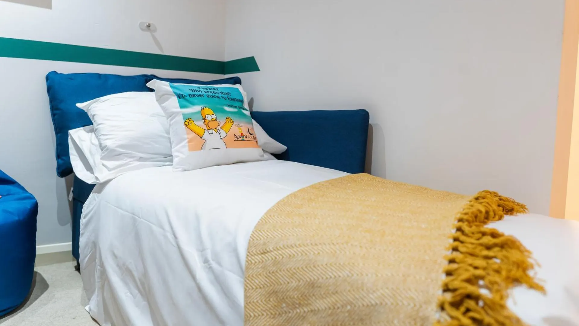 Cosy 1 Bed W Loft Sleeps 5 Close To Stations London 0*,  United Kingdom